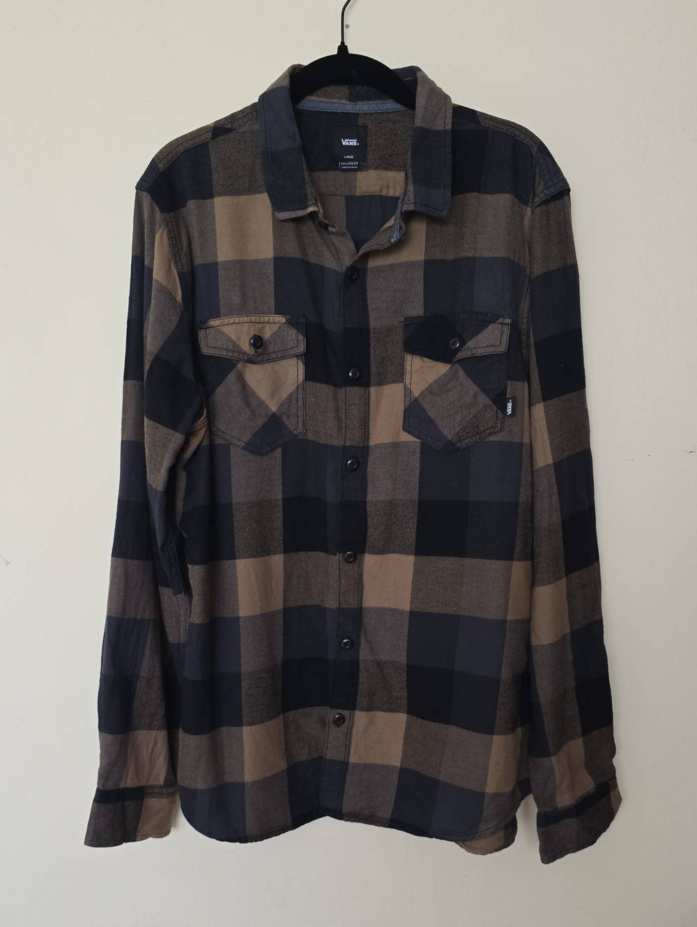 Vans Men’s Black and Brown Plaid Button-Down Box Flannel Shirt Size L